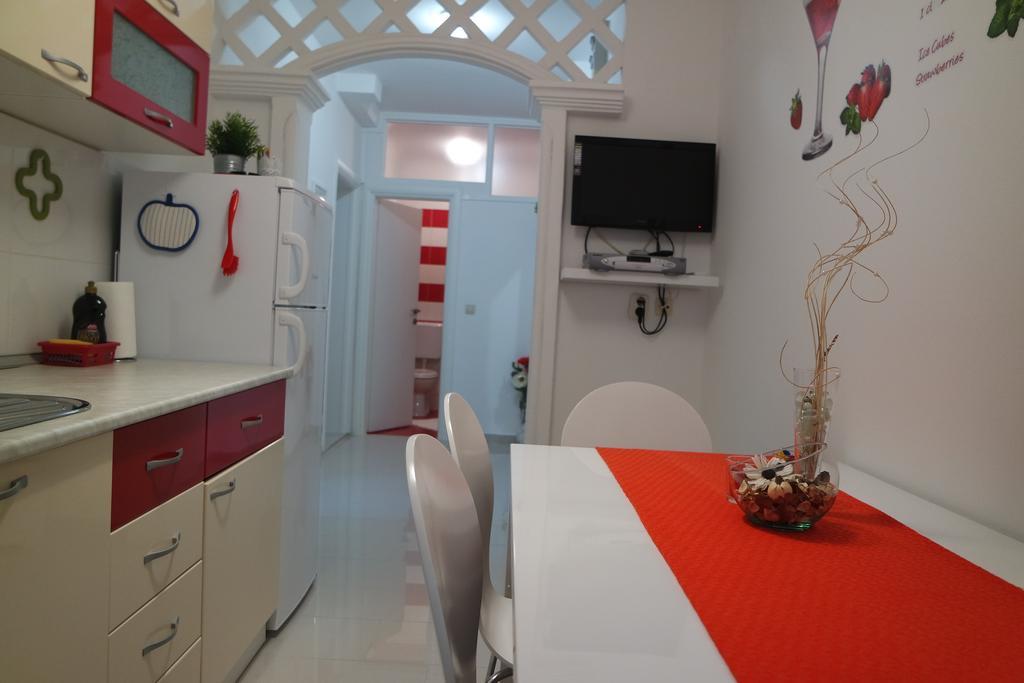 Apartments Jadranka Новаля Екстер'єр фото